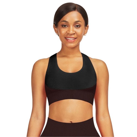 Fuchsia & Black Crisscross Sports Bra - Picture 4 of 4